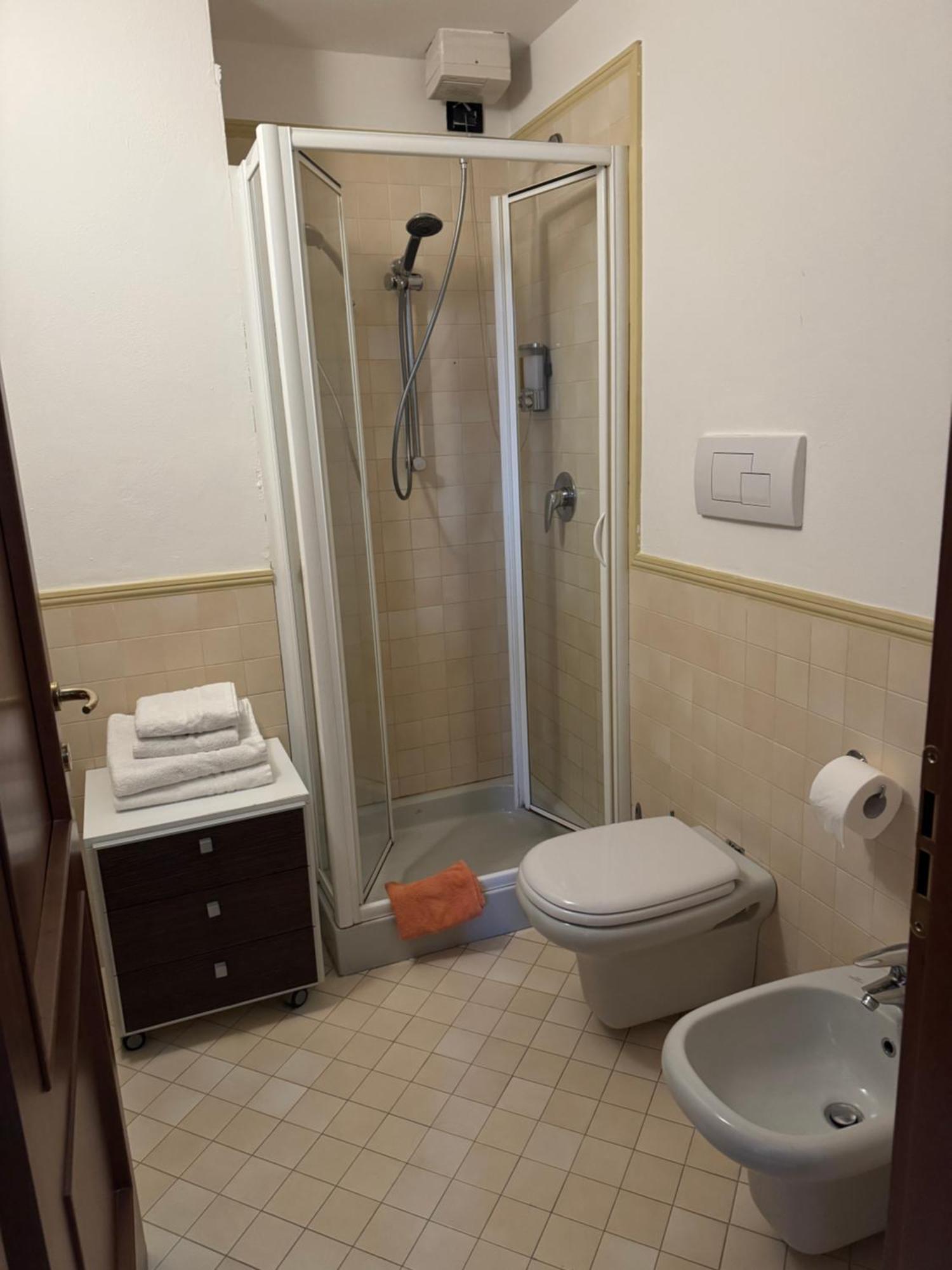 Ferienwohnung Ampio Monolocale Brescia Exterior foto